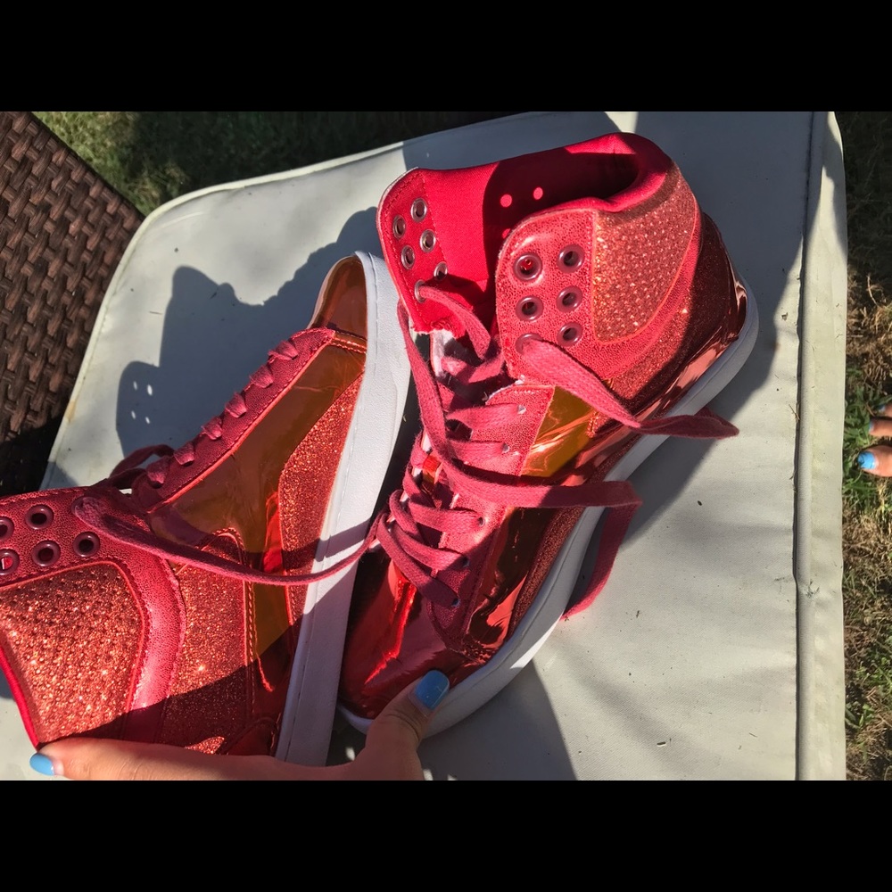 women pastry sneakers